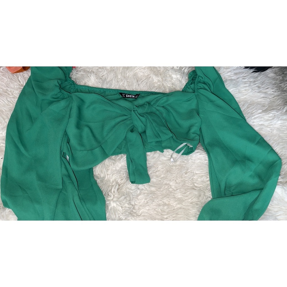 Green crop top
